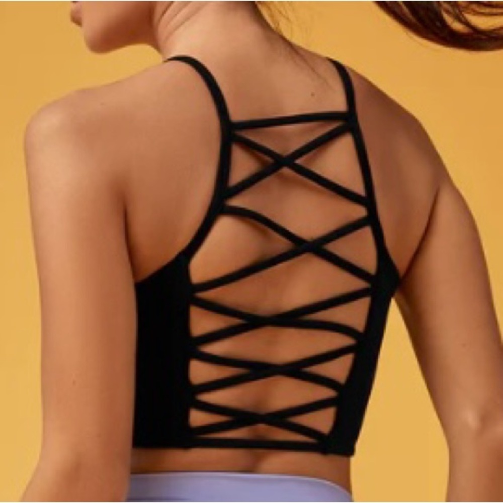 Black Ivy Crop